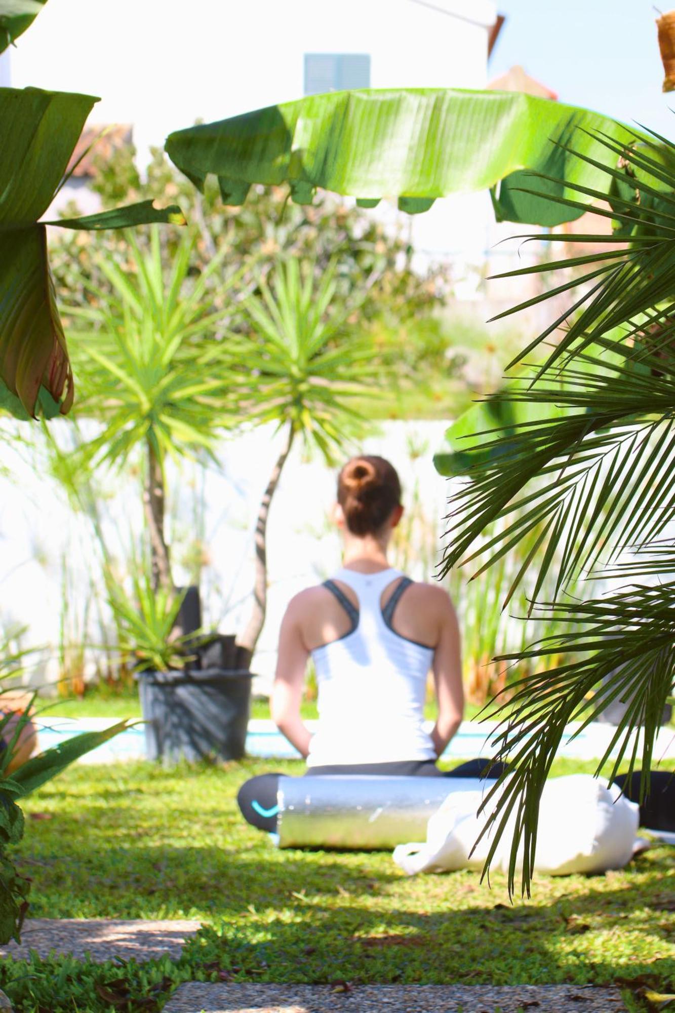 Vila Vale Guest House - Surf & Yoga Charneca  Eksteriør billede