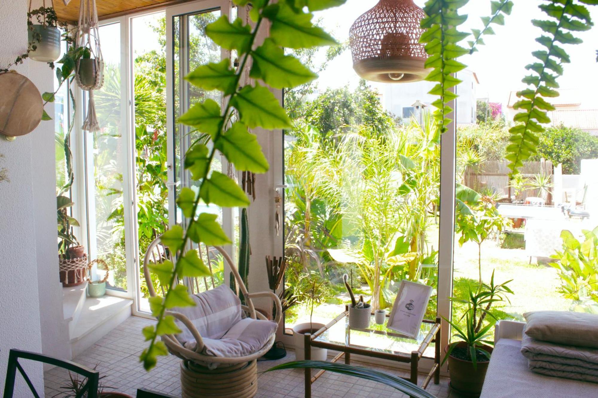 Vila Vale Guest House - Surf & Yoga Charneca  Eksteriør billede